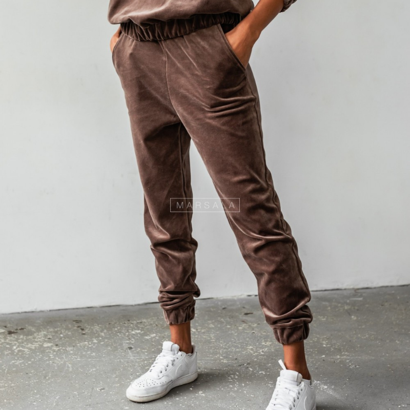 Žameten komplet Bonita Dark Brown - By Marsala