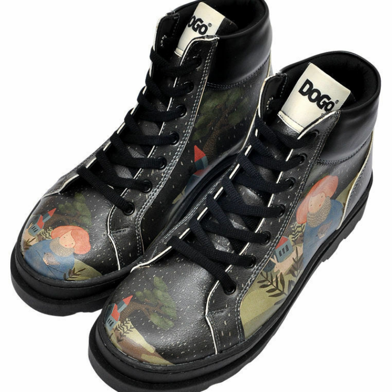 Gležnjarji Adriana s potiskom TAKE A WALK - DOGO