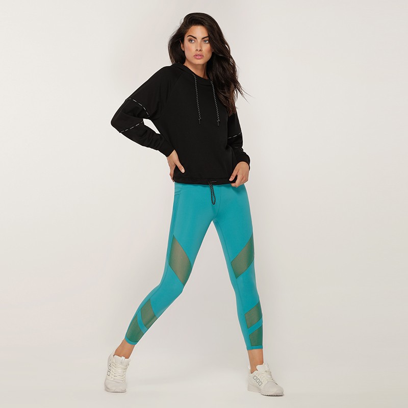 Šprtni pulover s kapuco Fly Girl Active Hoodie v črni barvi - Lorna Jane