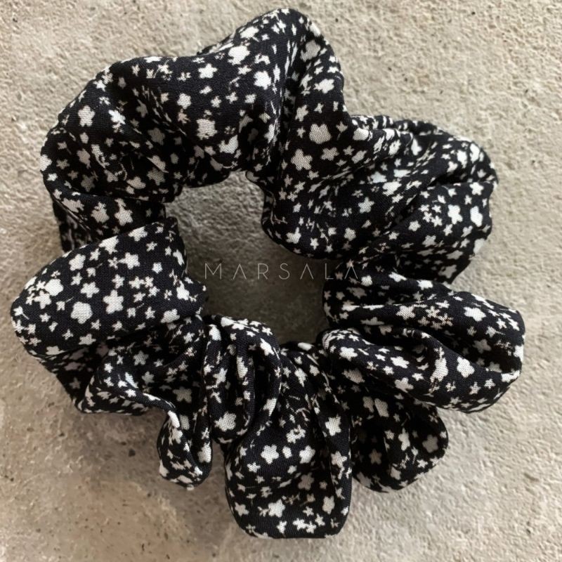 Elastika za lase scrunchie EMI Tiny flowers - by Marsala