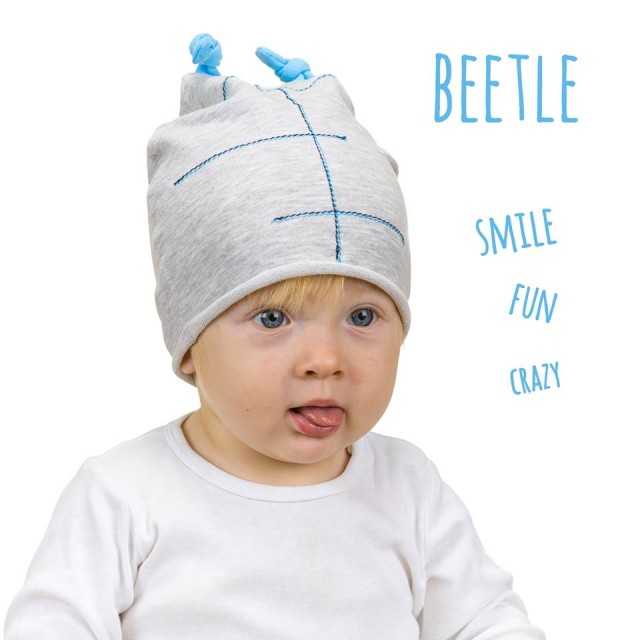 Kapa za fantke Beetle siva s svetlo modrimi cofki - Pupill