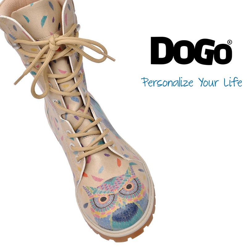 Podloženi visoki škornji s potiskom I NEVER SLEEP za punce - DOGO