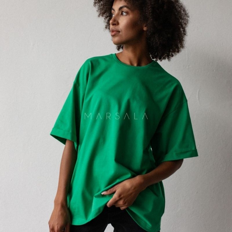 Bombažna majica s kratkimi rokavi v ˝oversized˝ kroju Coy v Island Green barvi - Marsala
