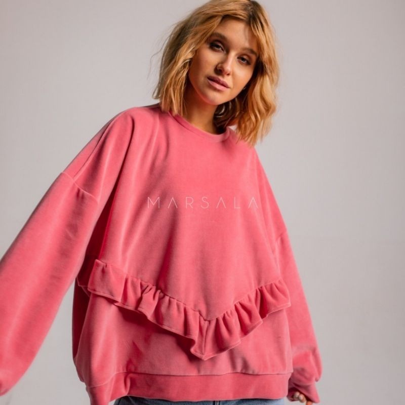 Žameten pulover VELVET ANGEL Pink v oversized kroju - By Marsala